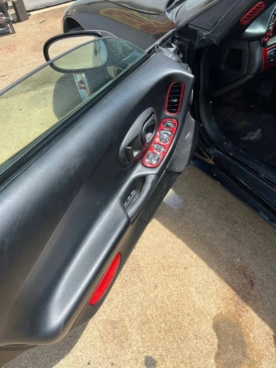 2002 Chevrolet Corvette C5 - Image 14 of 19
