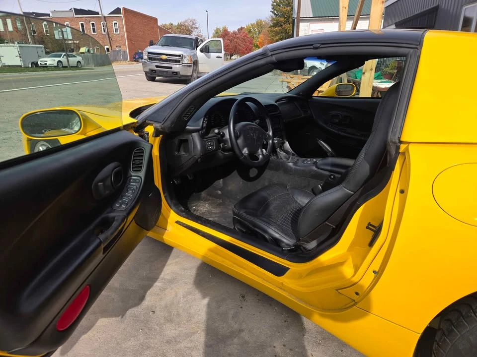 2002 Chevrolet Corvette C5 - Image 8 of 12