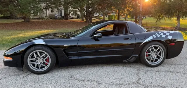 2002 Chevrolet Corvette C5 Z06 - Image 2 of 17