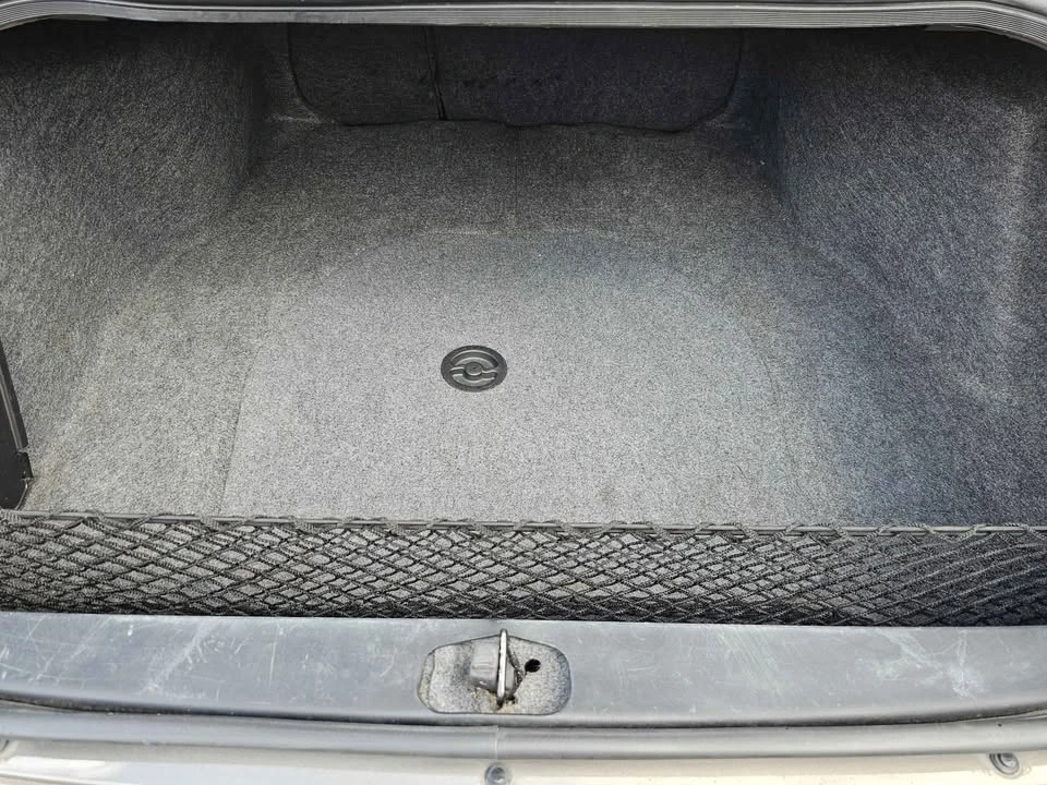 2002 Chevrolet Impala 8th Gen - Image 9 of 14