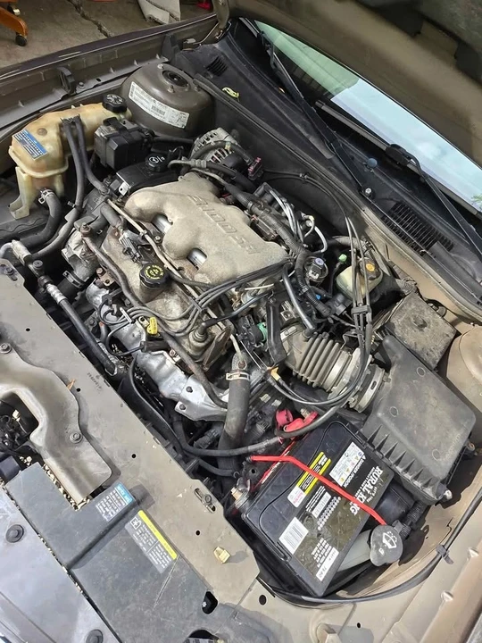 2002 Chevrolet Malibu - Image 9 of 11