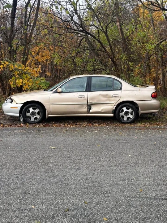 2002 Chevrolet Malibu - Image 3 of 7