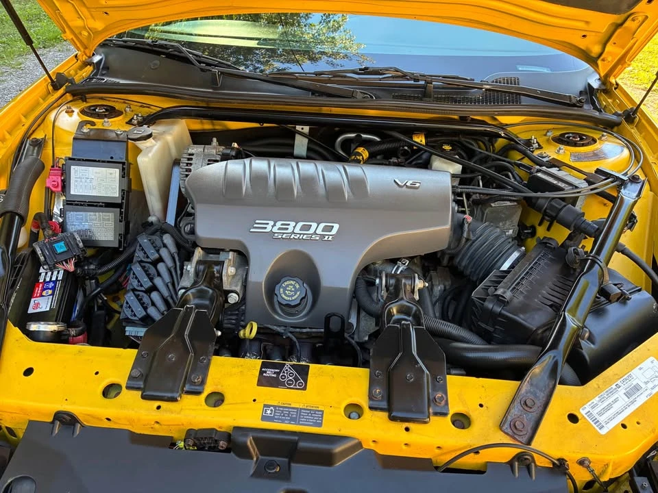 2002 Chevrolet Monte Carlo 6th Gen - Image 3 of 8