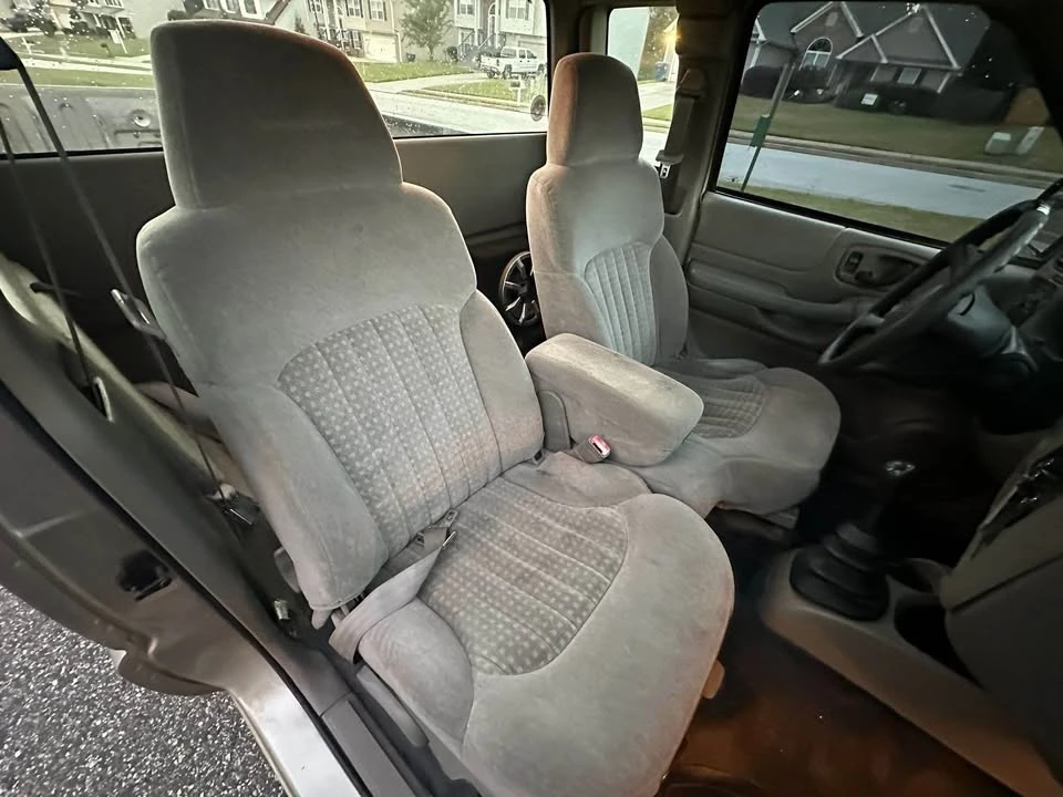 2002 Chevrolet S-10 - Image 6 of 7