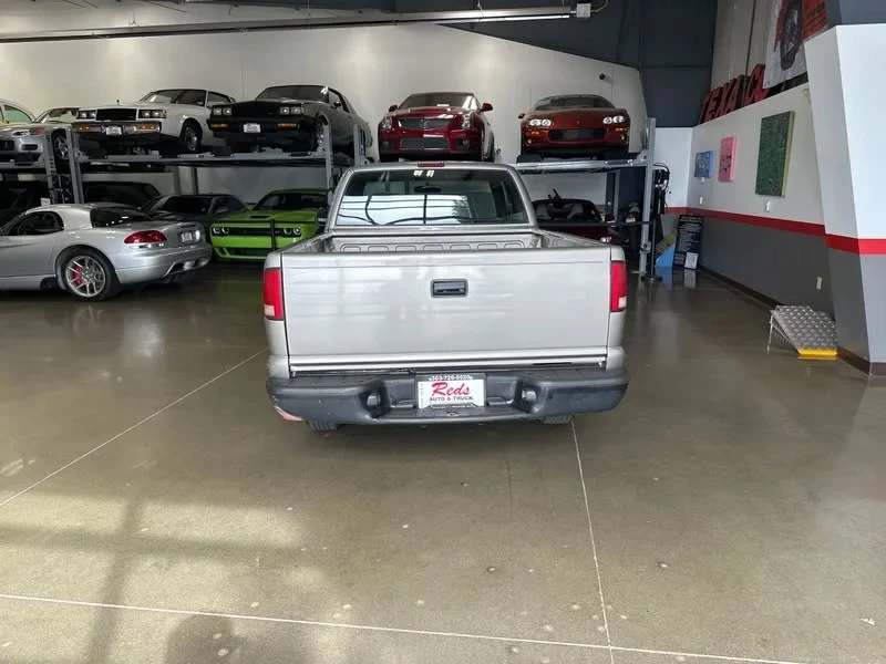 2002 Chevrolet S-10 - Image 3 of 13