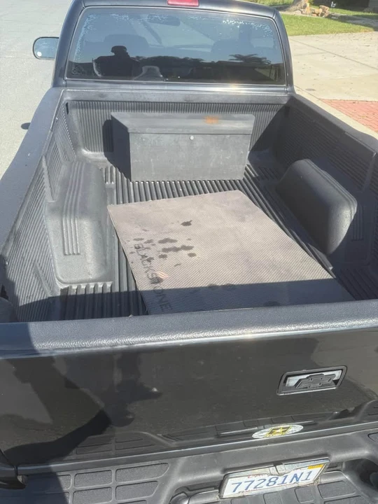 2002 Chevrolet S-10 - Image 3 of 6