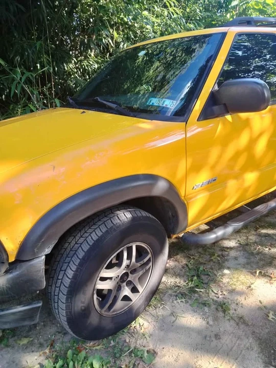 2002 Chevrolet S-10 - Image 12 of 13
