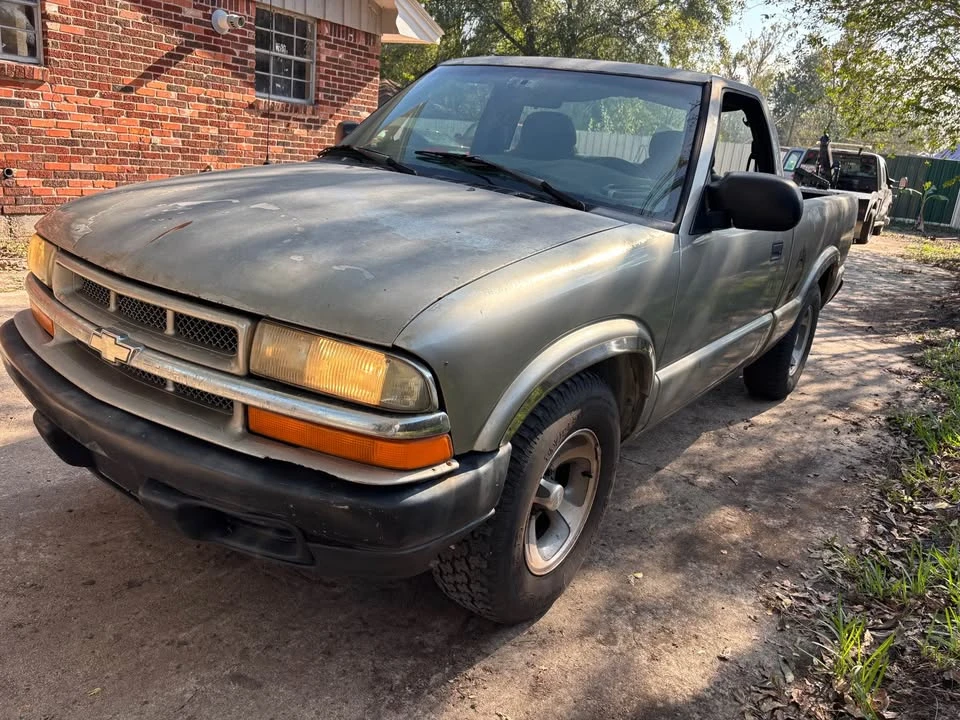 2002 Chevrolet S-10 - Image 11 of 11