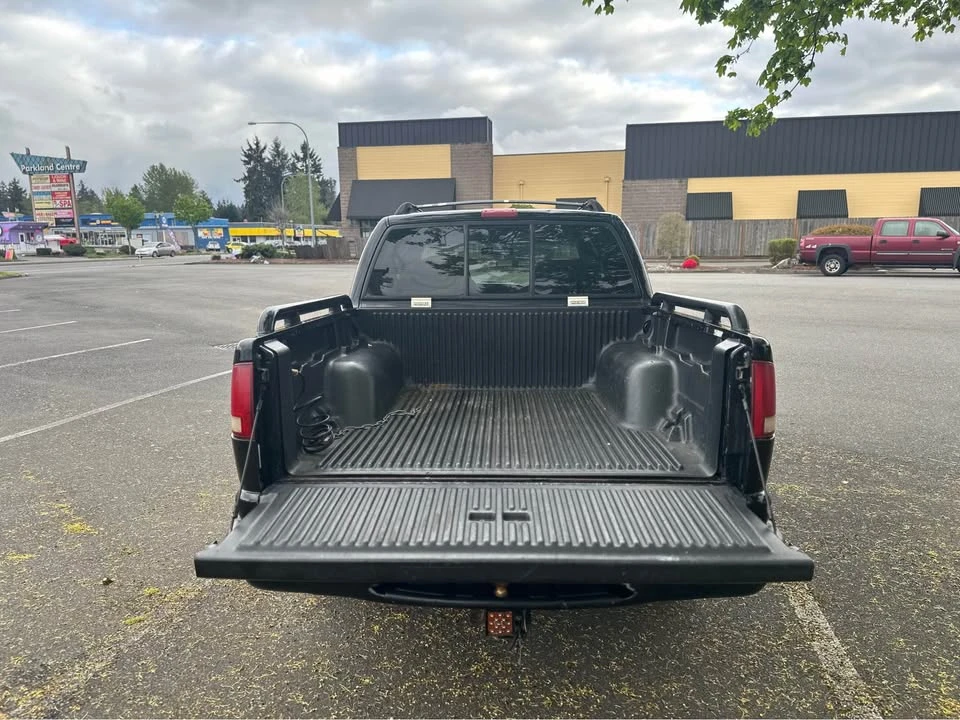 2002 Chevrolet S-10 - Image 8 of 19