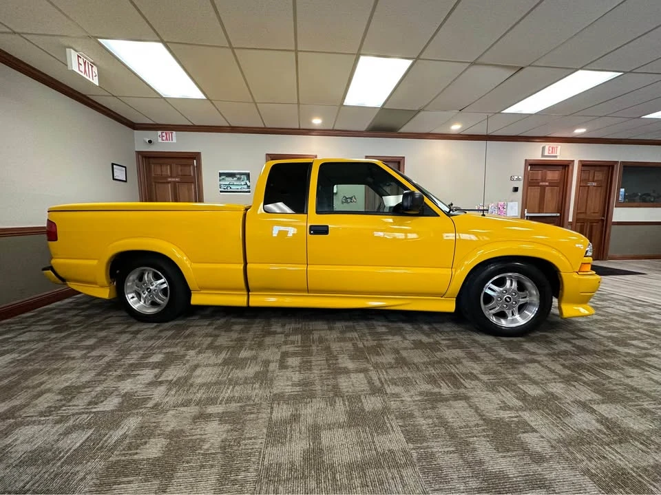 2002 Chevrolet S-10 - Image 5 of 10