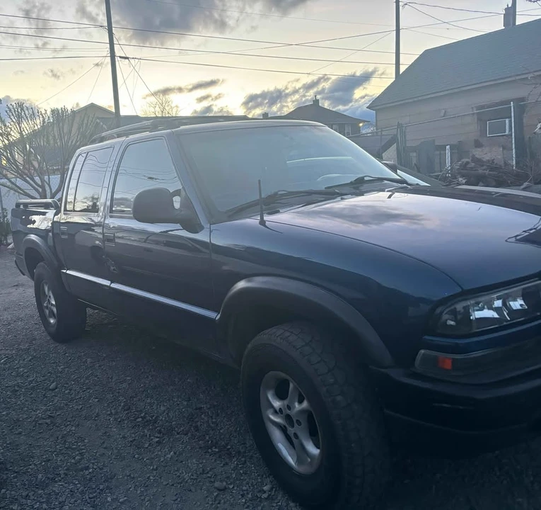 2002 Chevrolet S-10 Blazer 2nd Gen - Image 8 of 8