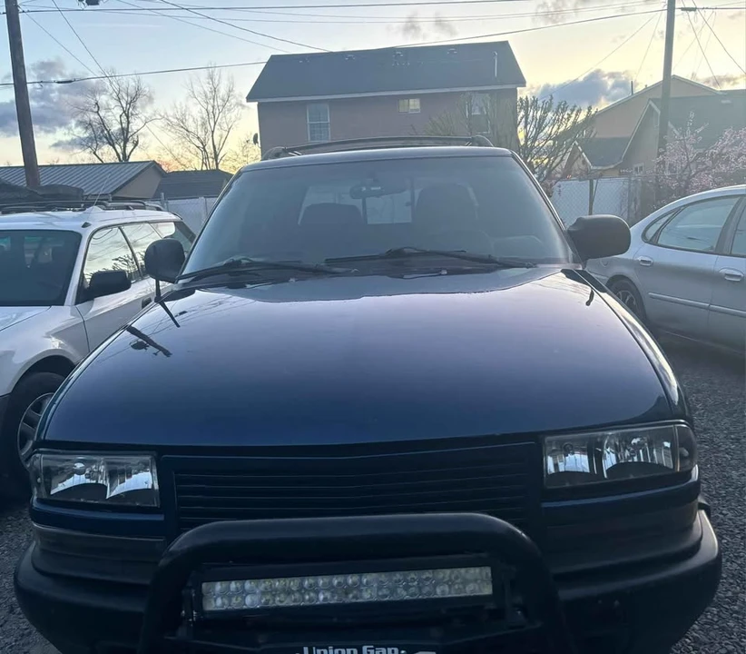 2002 Chevrolet S-10 Blazer 2nd Gen - Image 6 of 8