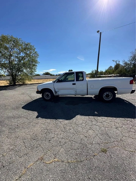 2002 Chevrolet S-10 - Image 6 of 20