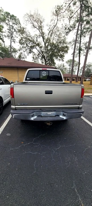 2002 Chevrolet S-10 - Image 4 of 6