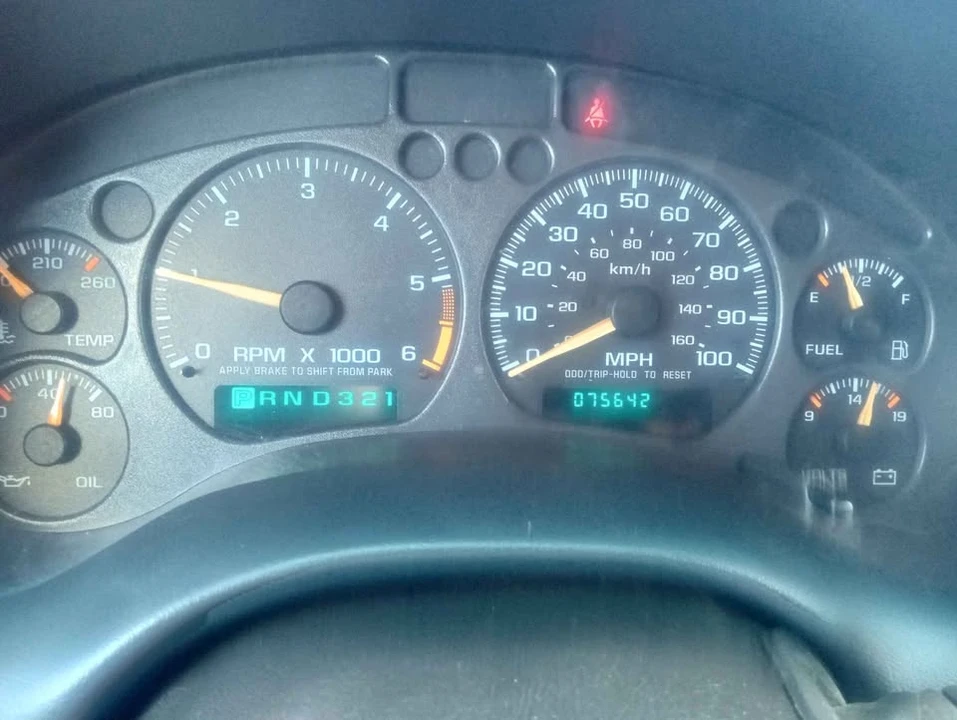 2002 Chevrolet S-10 - Image 3 of 5
