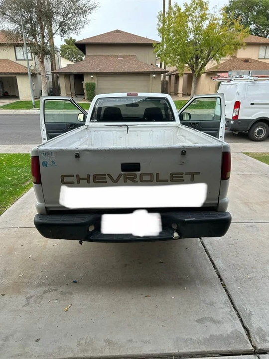 2002 Chevrolet S-10 - Image 12 of 12