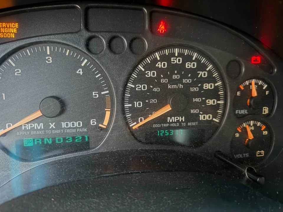 2002 Chevrolet S-10 - Image 2 of 6