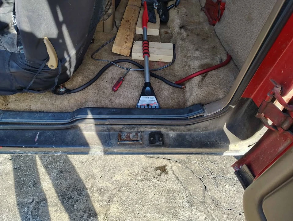 2002 Chevrolet S-10 - Image 13 of 19
