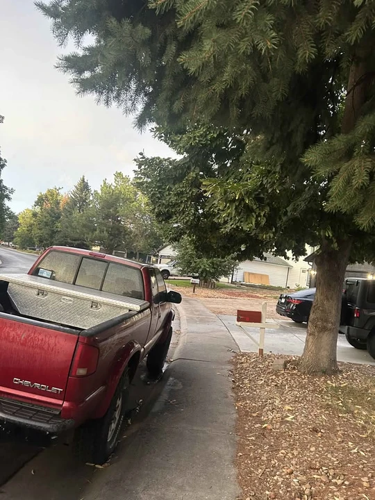 2002 Chevrolet S-10 - Image 4 of 4