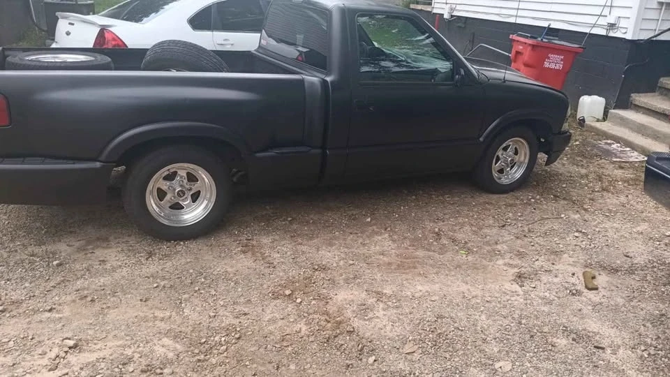 2002 Chevrolet S-10 - Image 11 of 13