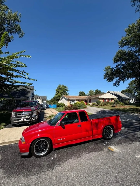 2002 Chevrolet S-10 - Image 4 of 7