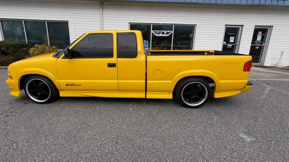2002 Chevrolet S-10 - Image 3 of 6