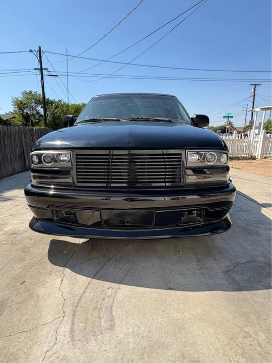2002 Chevrolet S-10 - Image 7 of 9