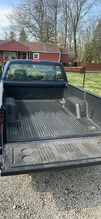 2002 Chevrolet S-10 - Image 8 of 8