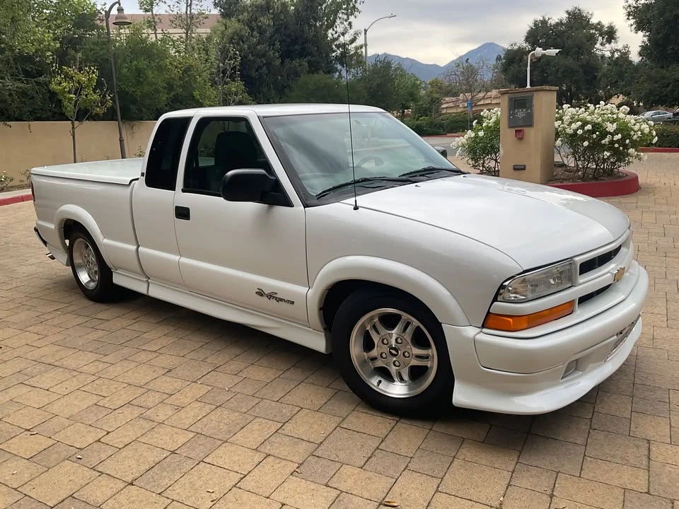 2002 Chevrolet S-10 - Image 6 of 20