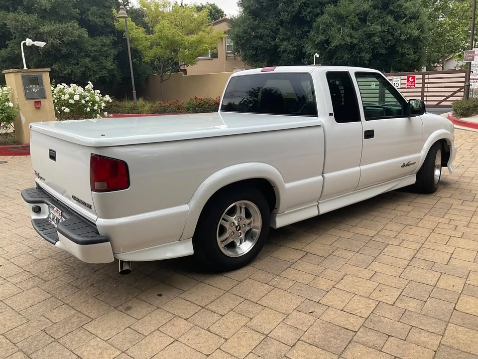 2002 Chevrolet S-10 - Image 8 of 20