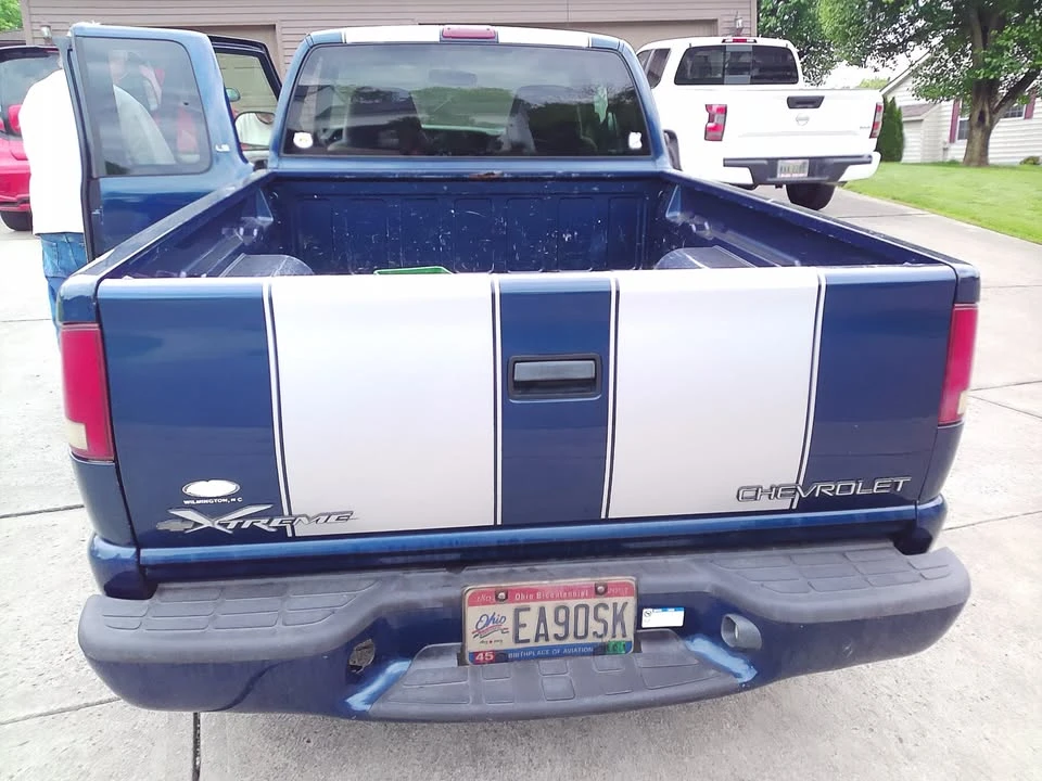 2002 Chevrolet S-10 - Image 4 of 7