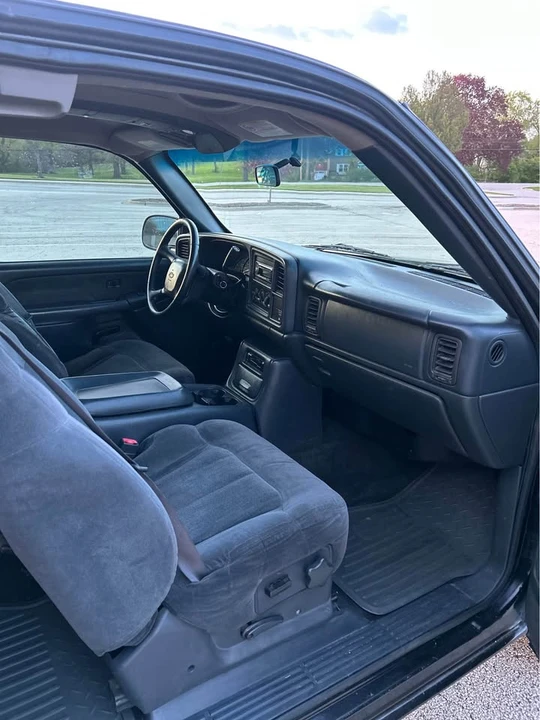 2002 Chevrolet Silverado 1st Gen - Image 9 of 19