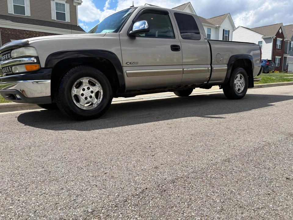 2002 Chevrolet Silverado 1st Gen - Image 2 of 8