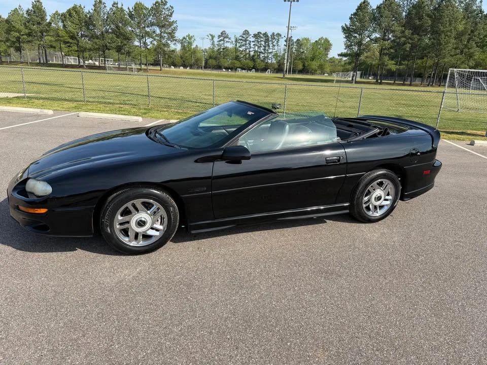 2002 Chevrolet SS - Image 2 of 10