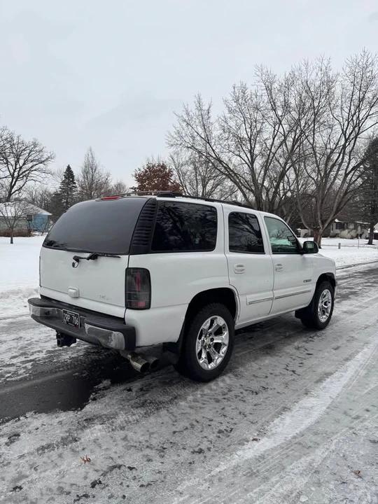2002 Chevrolet Tahoe 2nd Gen - Image 5 of 8