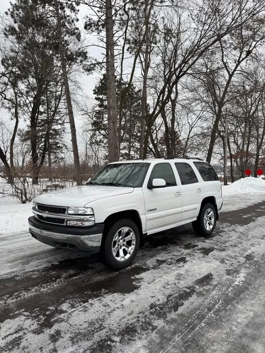 2002 Chevrolet Tahoe 2nd Gen - Image 3 of 8
