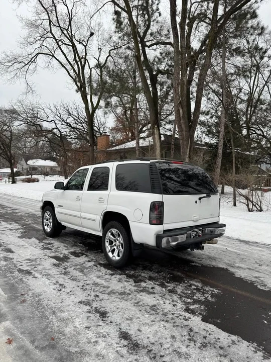 2002 Chevrolet Tahoe 2nd Gen - Image 4 of 8