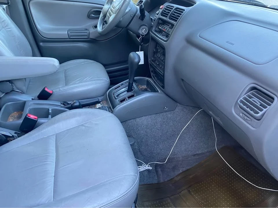 2002 Chevrolet Tracker - Image 9 of 14