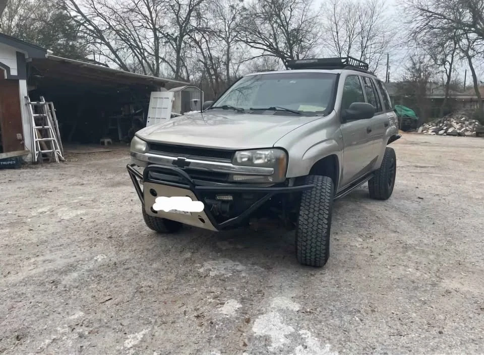 2002 Chevrolet Trailblazer - Image 3 of 4