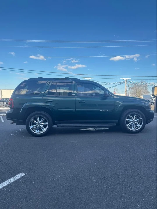 2002 Chevrolet Trailblazer - Image 8 of 17