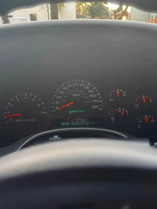 2002 Chevrolet Trailblazer - Image 14 of 17