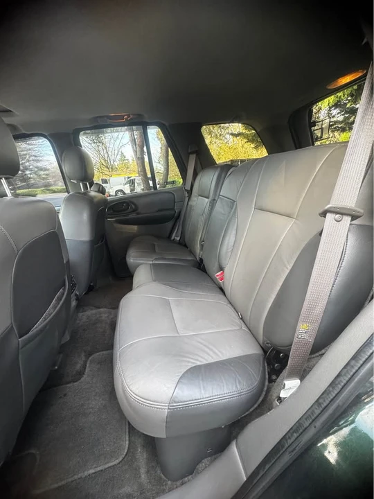2002 Chevrolet Trailblazer - Image 10 of 17