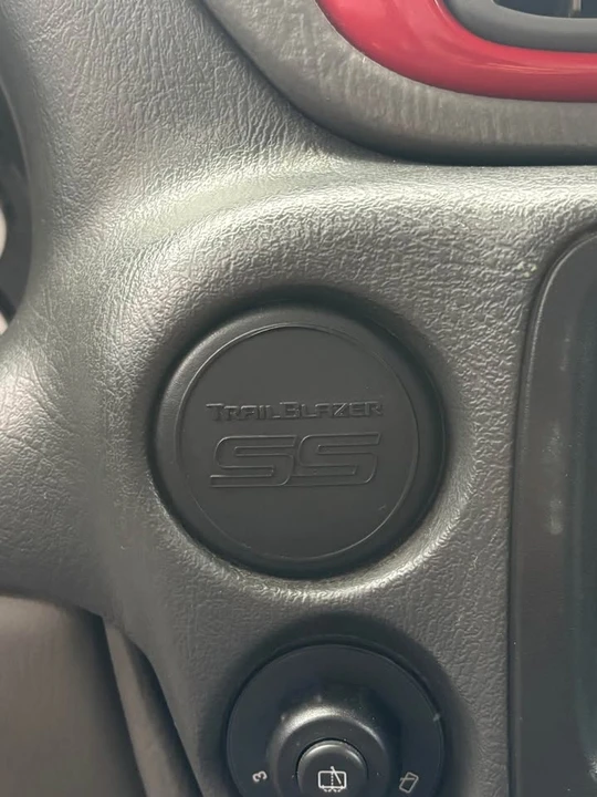 2002 Chevrolet Trailblazer - Image 6 of 11