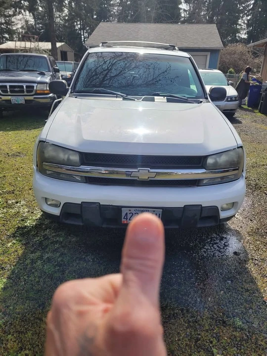2002 Chevrolet Trailblazer - Image 8 of 12