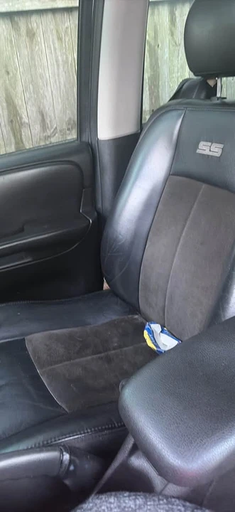 2002 Chevrolet Trailblazer - Image 3 of 4