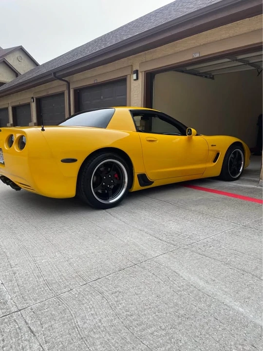 2002 Chevrolet Corvette C5 Z06 - Image 2 of 7