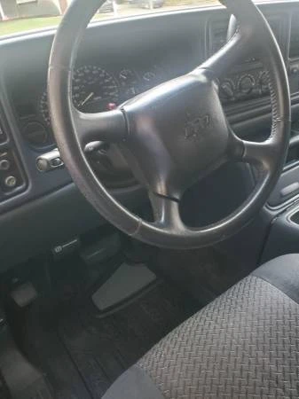 2002 Chevrolet Avalanche - Image 17 of 21