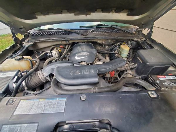 2002 Chevrolet Avalanche - Image 4 of 21