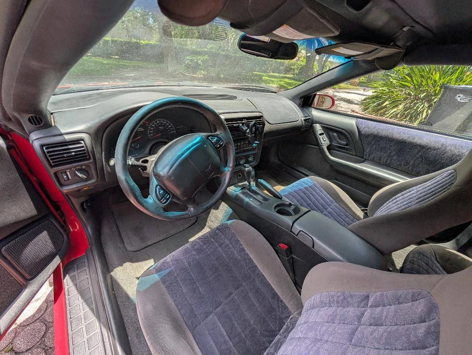 2002 Chevrolet Camaro 4th Gen - Image 5 of 7