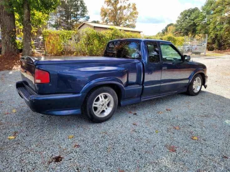 2002 Chevrolet S-10 - Image 3 of 5